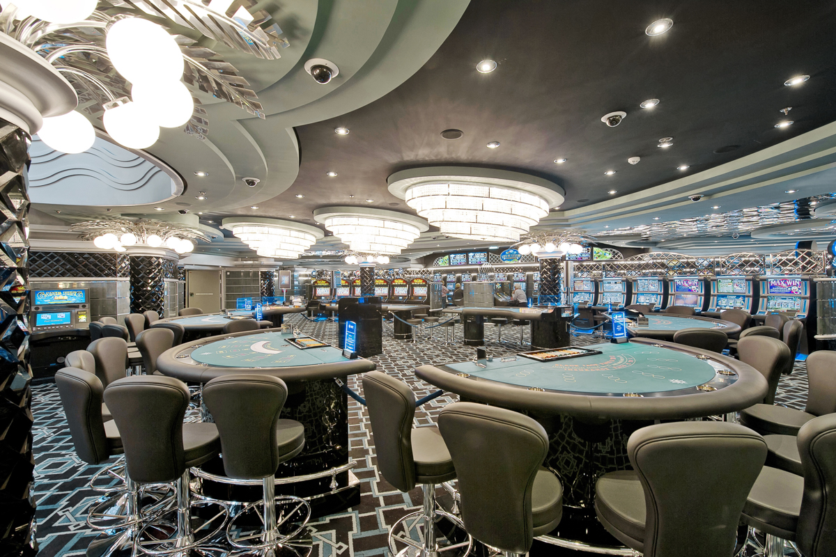 MyCruise MSC Divina Offentlige-arealer Casino-butikker2